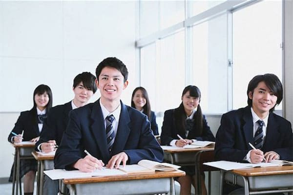 Làm sao để cân đối giữa việc học và làm thêm khi du học Nhật Bản 1