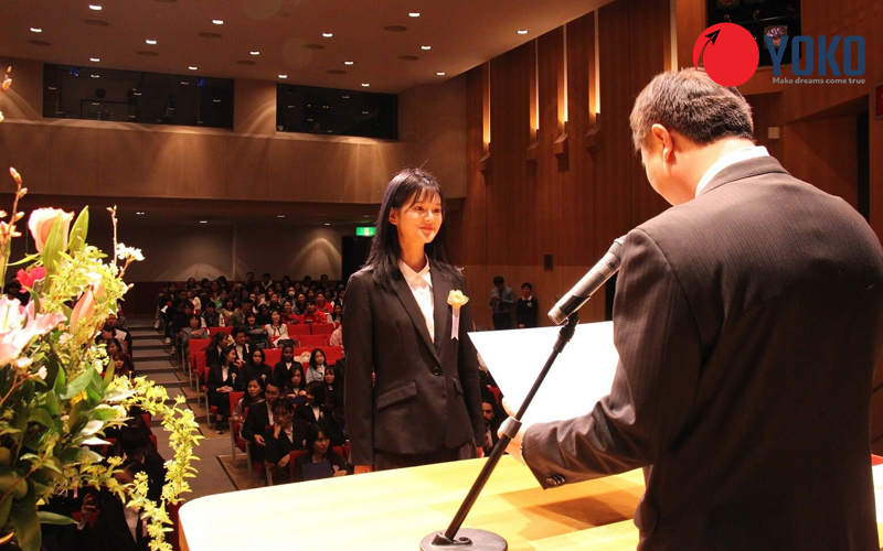 Hình ảnh sinh viên nhận bằng tốt nghiệp - Trường Nhật ngữ Tokyo Johoku