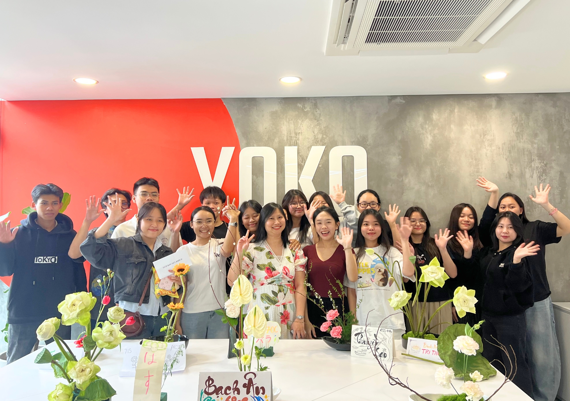 Nét thanh nhã sắc hoa Ikebana 20/11