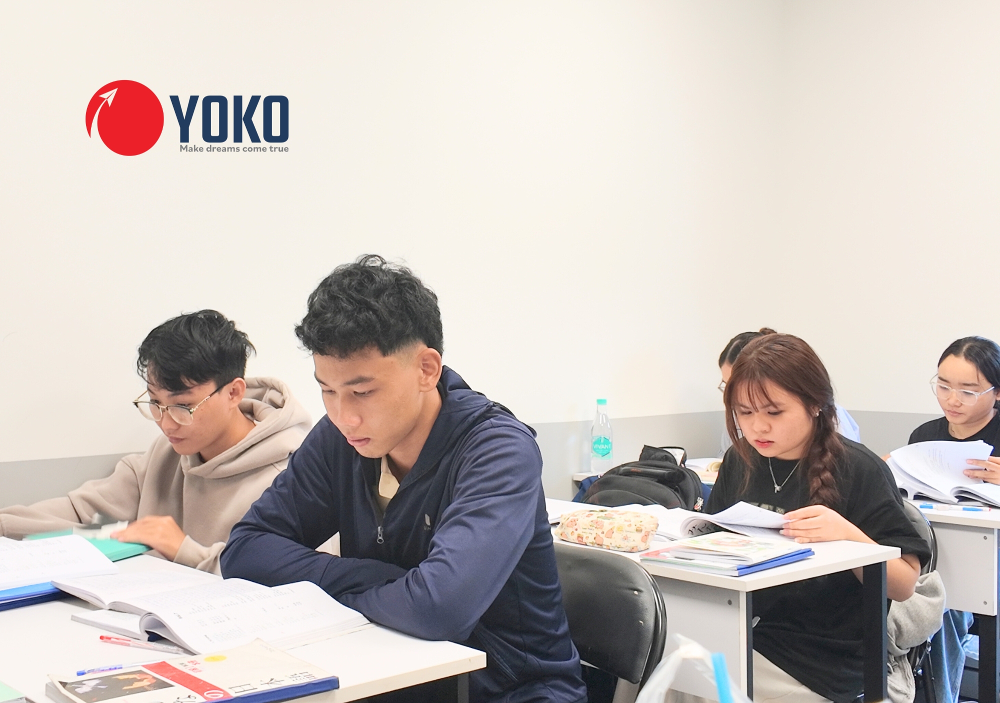 4 kỳ thi học sinh lớp 12 cần thi nếu muốn du học đại học tại Nhật Bản